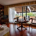 Bv Grand 호텔 4*