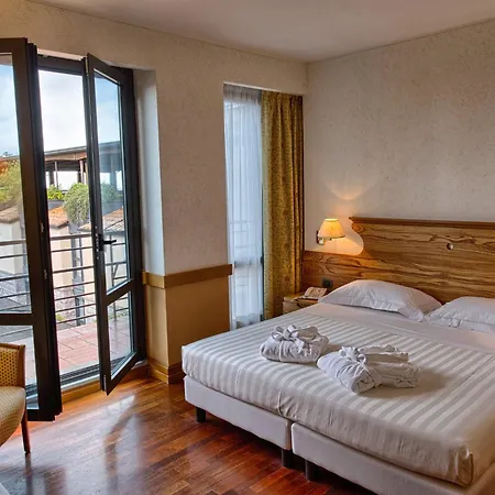 Hotel Bv Grand 4*