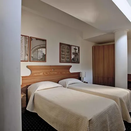 Bv Grand Hotel 4*