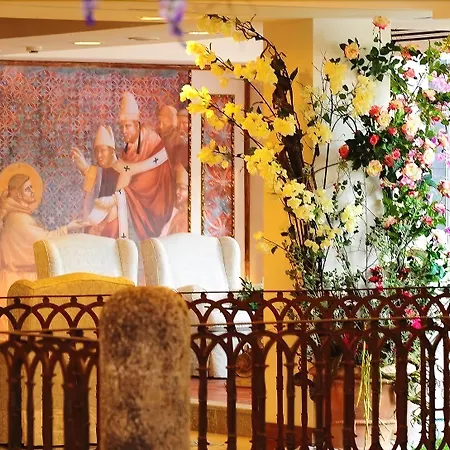 Hotel Bv Grand 4*