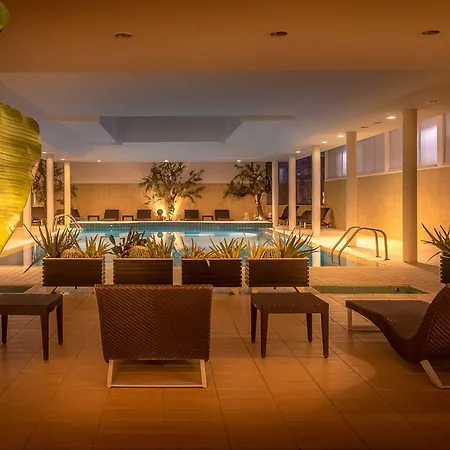Hotel Bv Grand