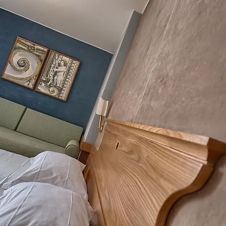 Hotel Bv Grand Assisi