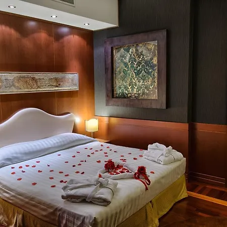Hotel Bv Grand 4*