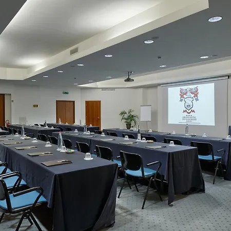 Hotel Bv Grand