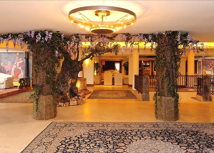 Hotel Bv Grand Assisi