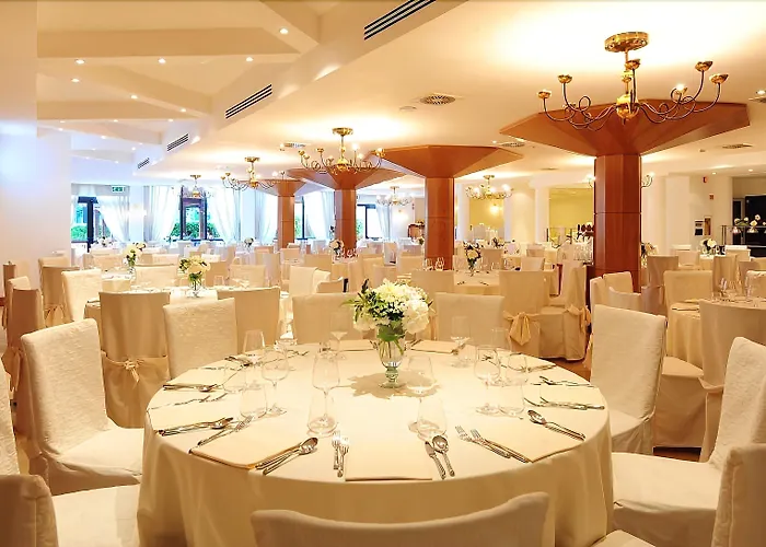 Bv Grand Hotell Assisi