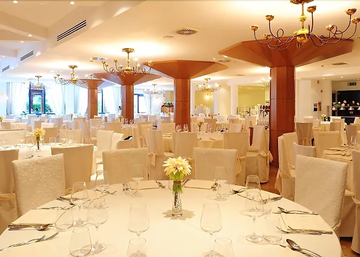 Hotell Bv Grand Assisi